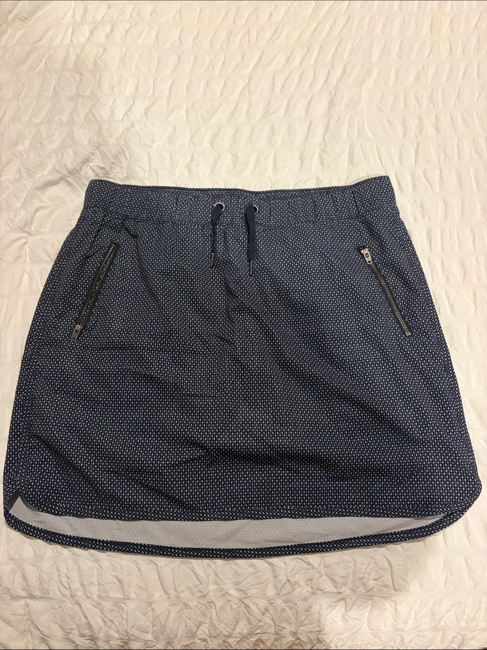 Athleta navy micro-print drawstring athletic skort